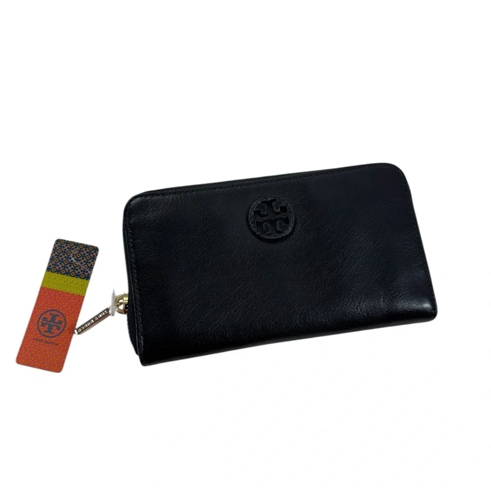 Tory Burch Bombe Zip Continental Black Leather Wallet